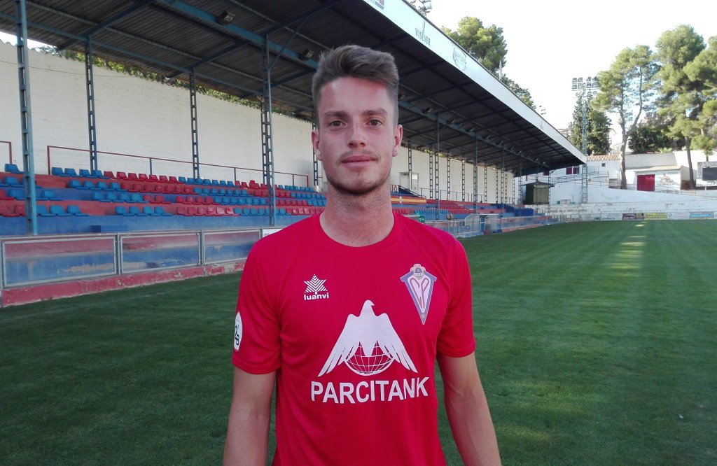Pekes, jugador del Villarrobledo